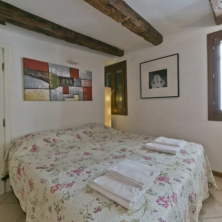 In The Heart Of Biennale Ac Wi-fi Apartament Wenecja